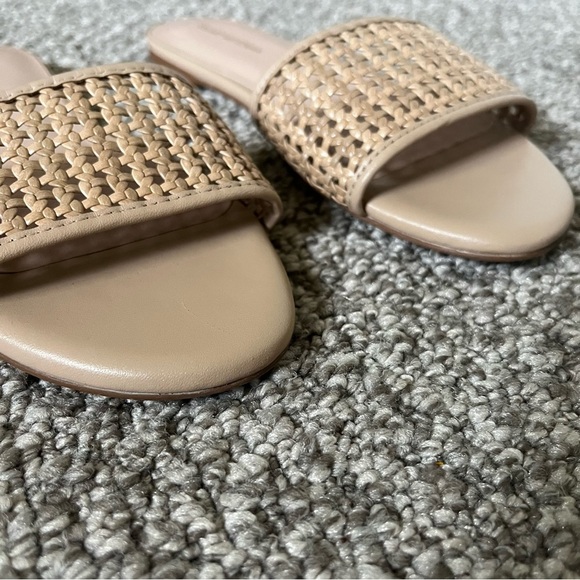 Stuart Weitzman Charleston Leather Woven Slide Sandals Light Brown Cream 7 - Picture 4 of 6